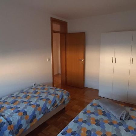 Apartman Stella Istocno Sarajevo Lukavica Bagian luar foto