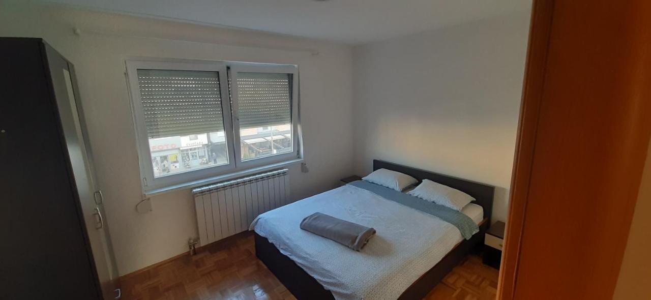 Apartman Stella Istocno Sarajevo Lukavica Bagian luar foto