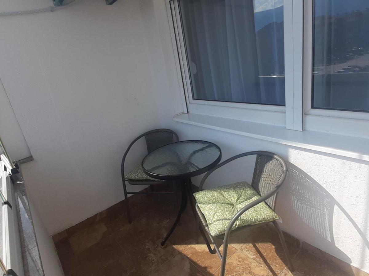 Apartman Stella Istocno Sarajevo Lukavica Bagian luar foto